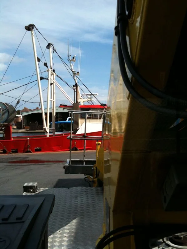 Day 2 of project cherry picker is going well so far. Collected my 17m high crow’s nest from the good people at Facelift and now sat down at Shoreham harbour waiting for the next boat to arrive in…