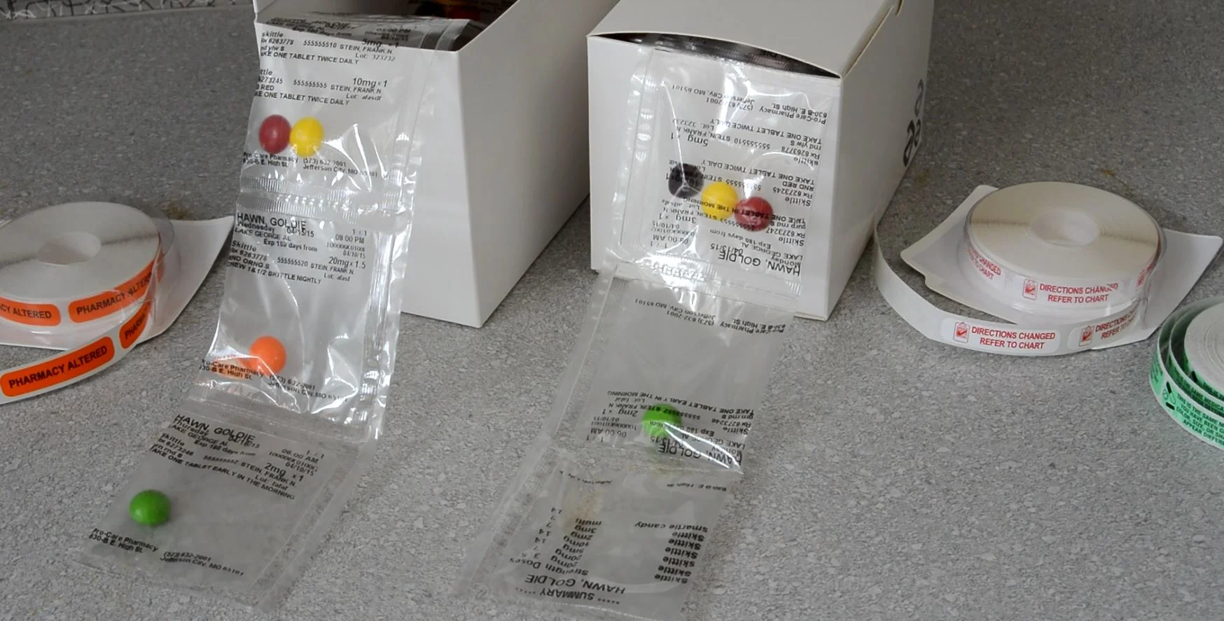 Your Parata Pass Strip Packaging will come in dispensers which fit easily on your shelf and ensure that your packaging remains contained until you need it!