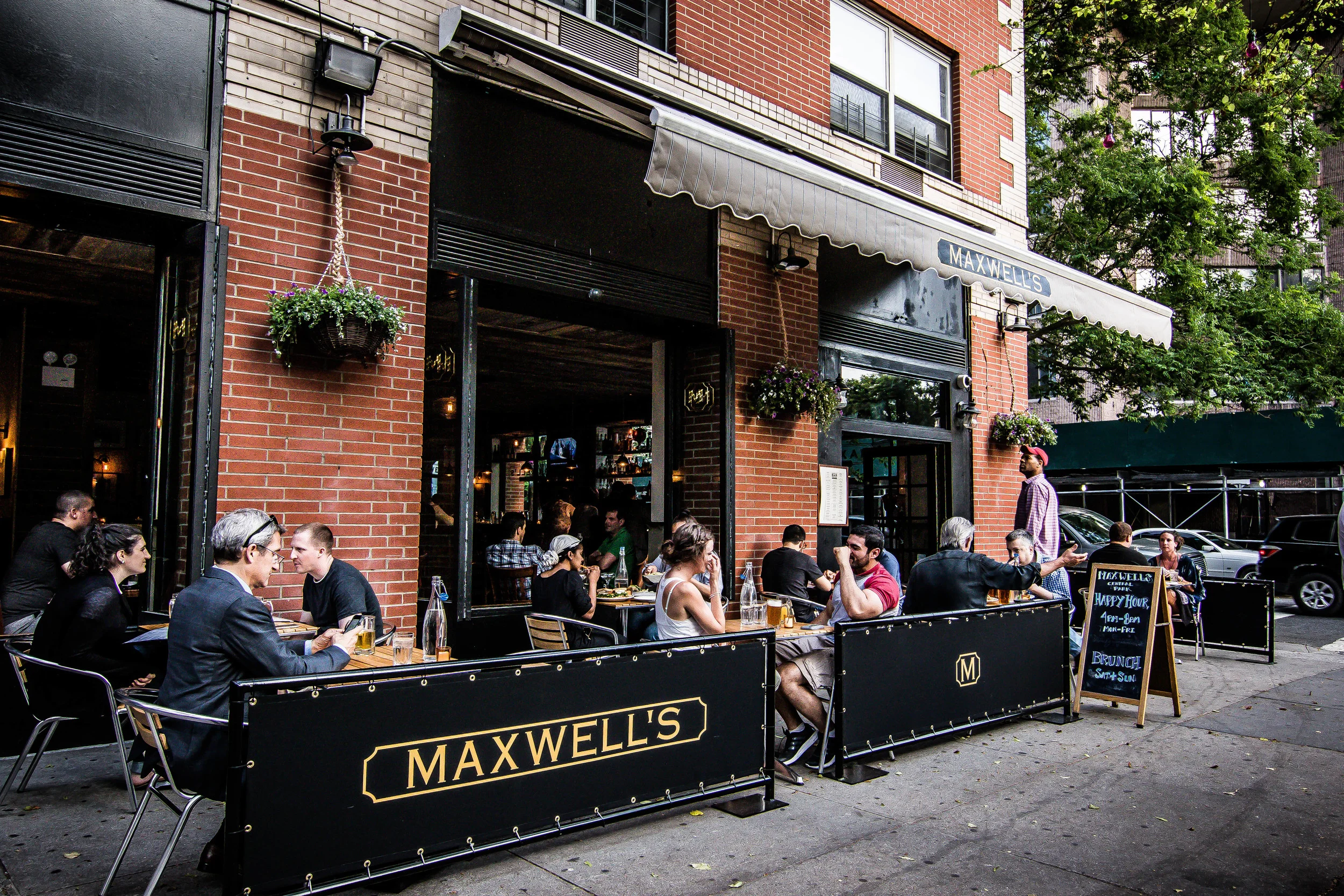 Photos — Maxwell's Central Park Best Restaurants Harlem Best Bars in