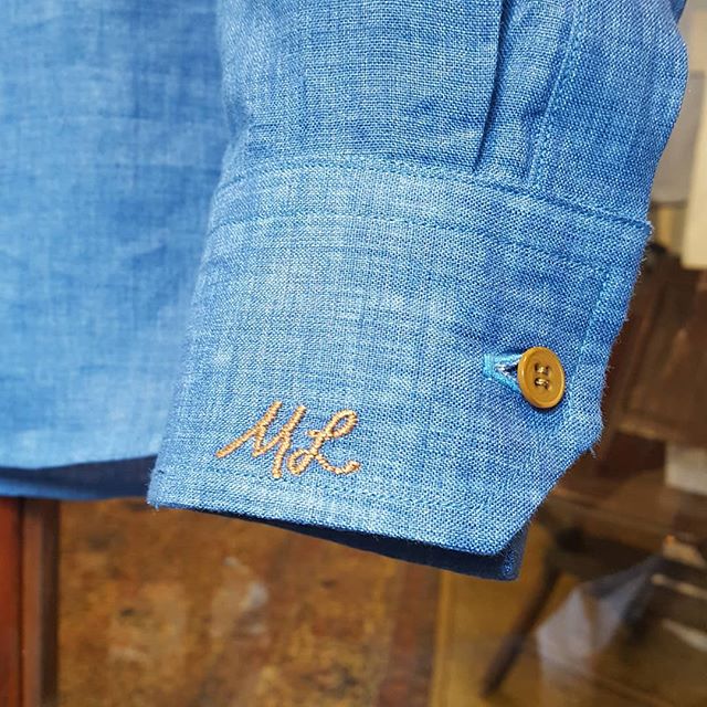 This client asked for his initials to be embroidered in his own handwriting. We also found a thread color that matched the buttons almost perfectly. It's not easy to sew in someone else's handwriting, but we think we got it pretty close!