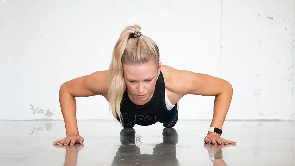 Push-Up technique-960x540.jpg