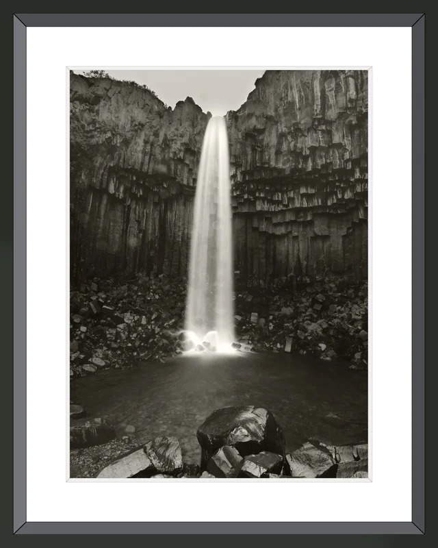 NielsenGallery50x40_Basalt_hoch.jpg