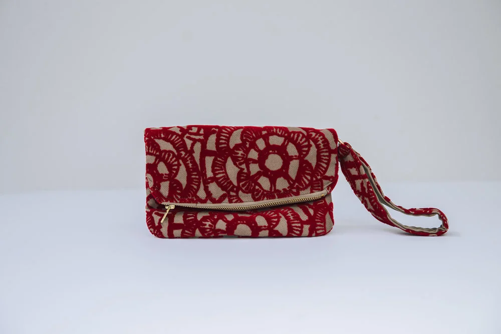 Clutches+%2814+of+24%29.jpg,