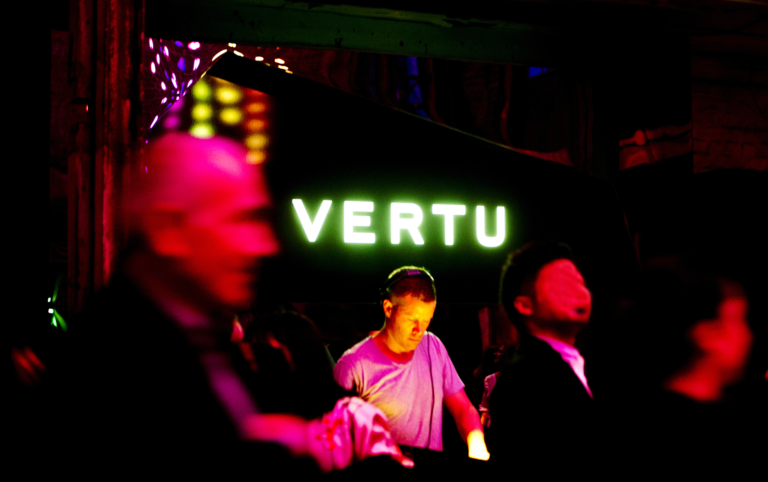 vertu16.jpg