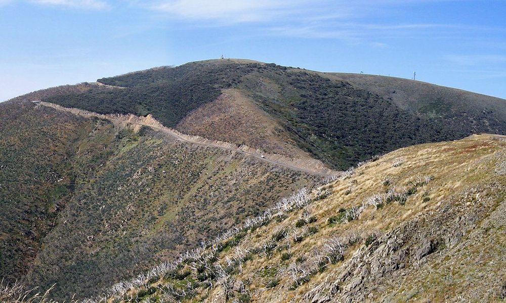 great alpine road hotham