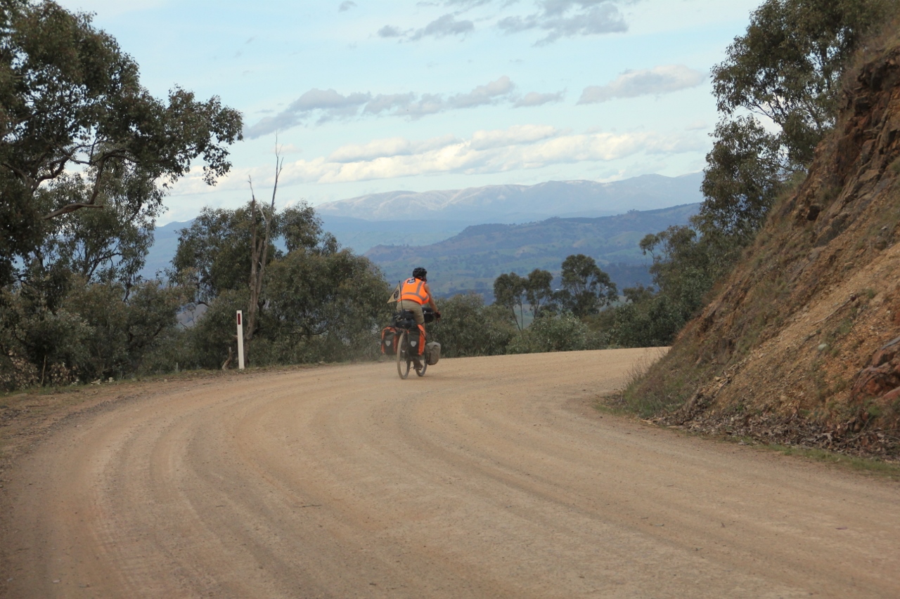 skyline road eildon cycling