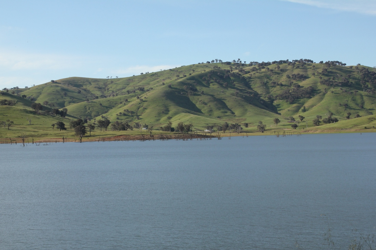 lake hume australia