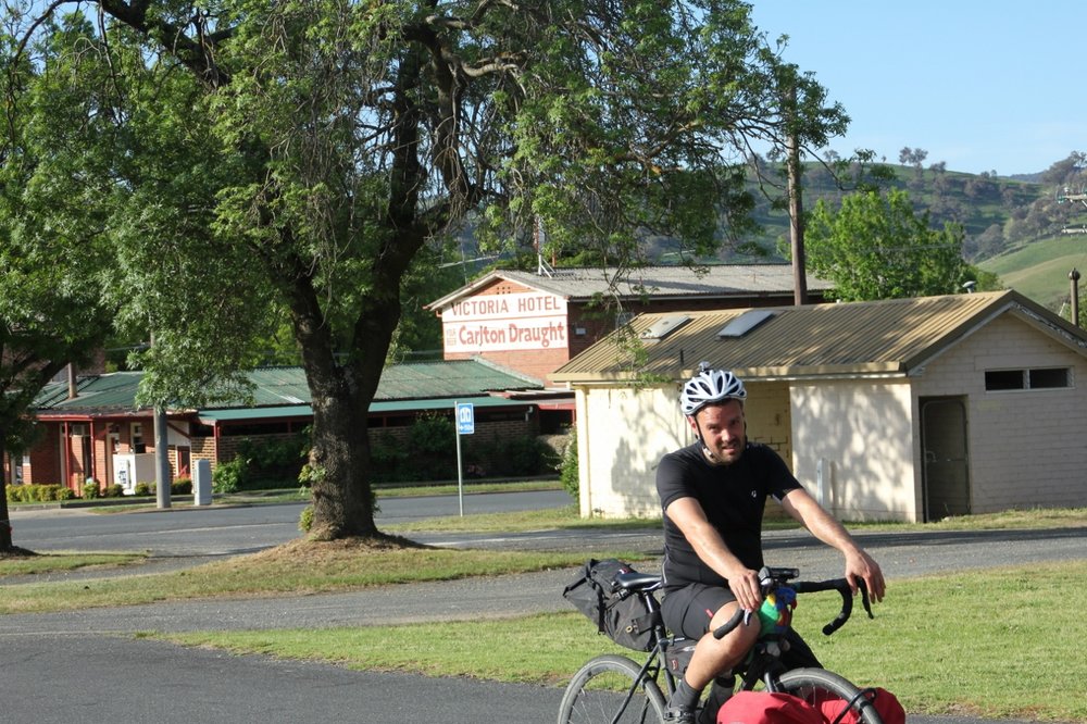 tallangatta pub high country rail trail cycling