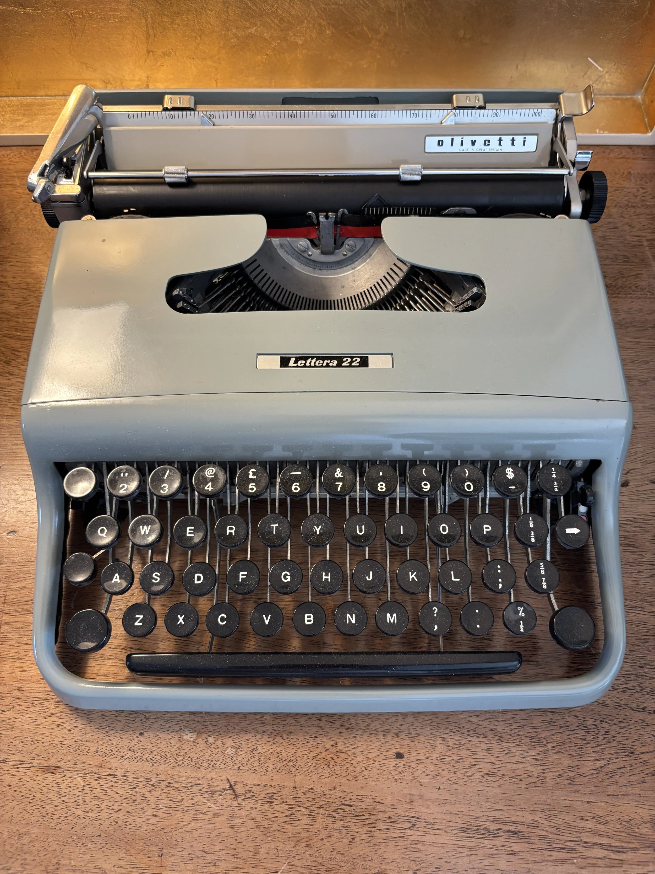 Vintage 1950s Olivetti Lettera 22 Typewriter (restored)