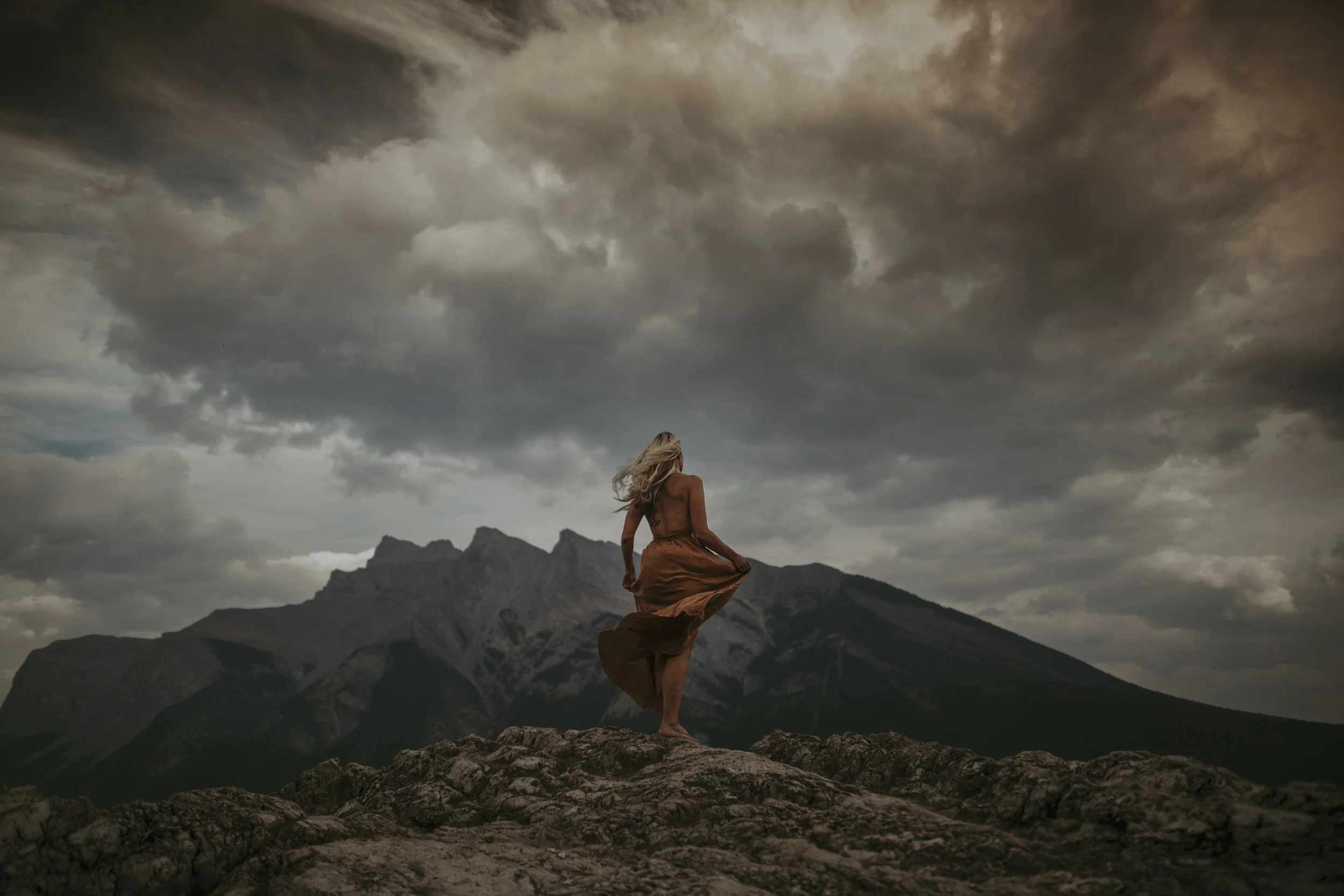Banff Adventure Session, Best Instagram Photographers, Banff Portrait Photographers, Destination Model Photography, Canadian Rocky Mountain Portrait Adventure Session