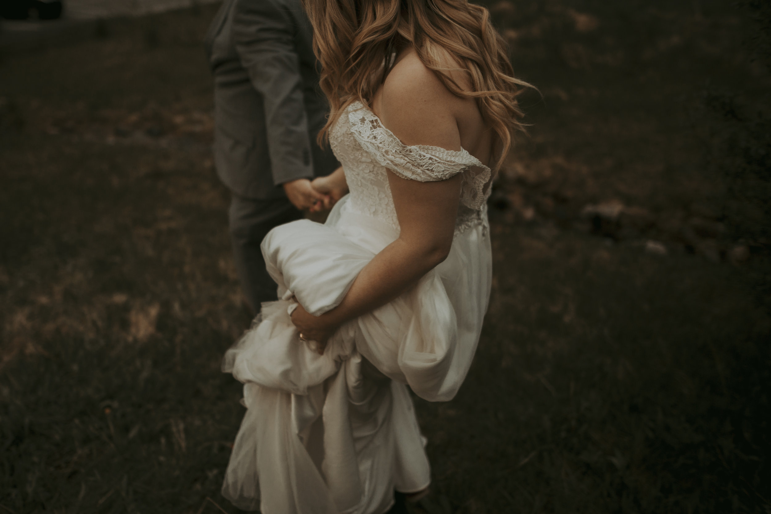 Banff Elopement Photography, Best Banff Photographers, Lake Louise Wedding Photography, Romantic Intimate Wedding Photos, Destination Wedding Photographers