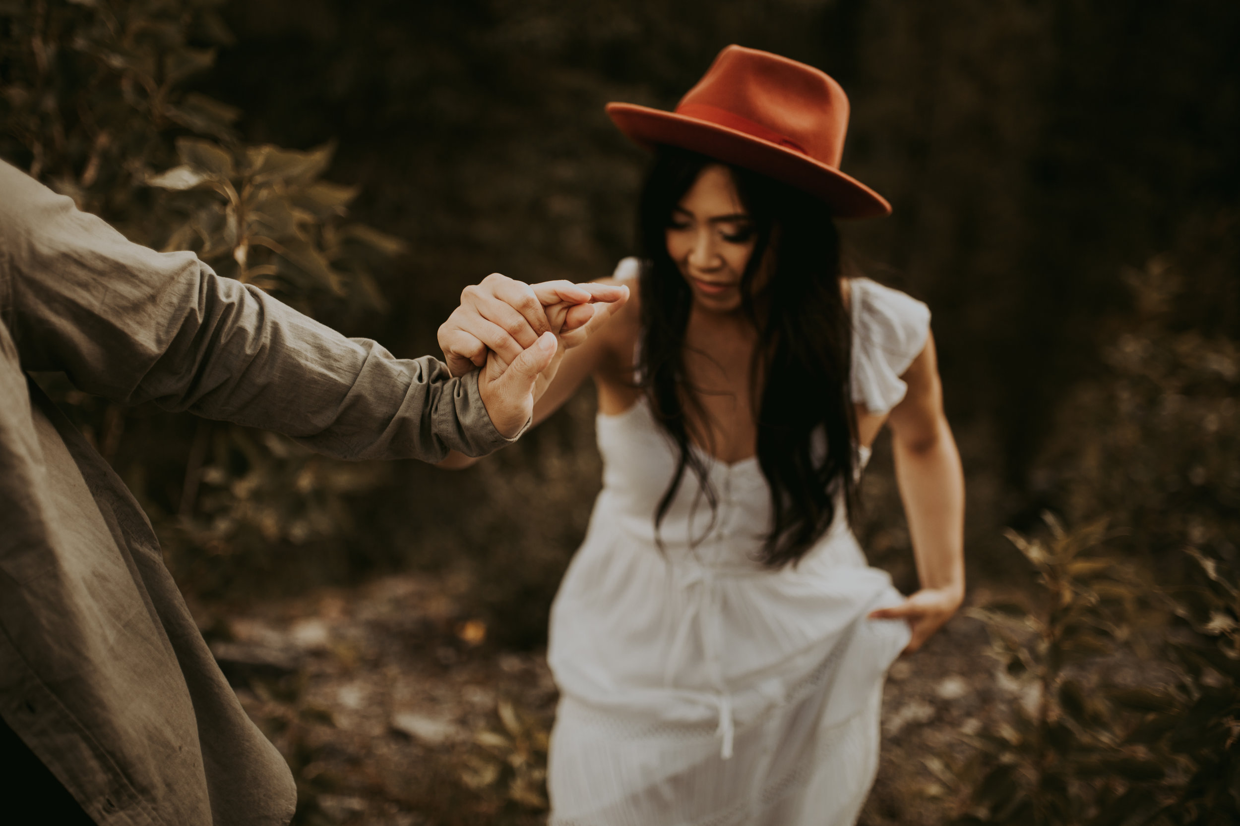 Banff Engagement session, Banff photographer, Banff elopement, Banff Photography, Italy Elopement. Engagement session inspiration