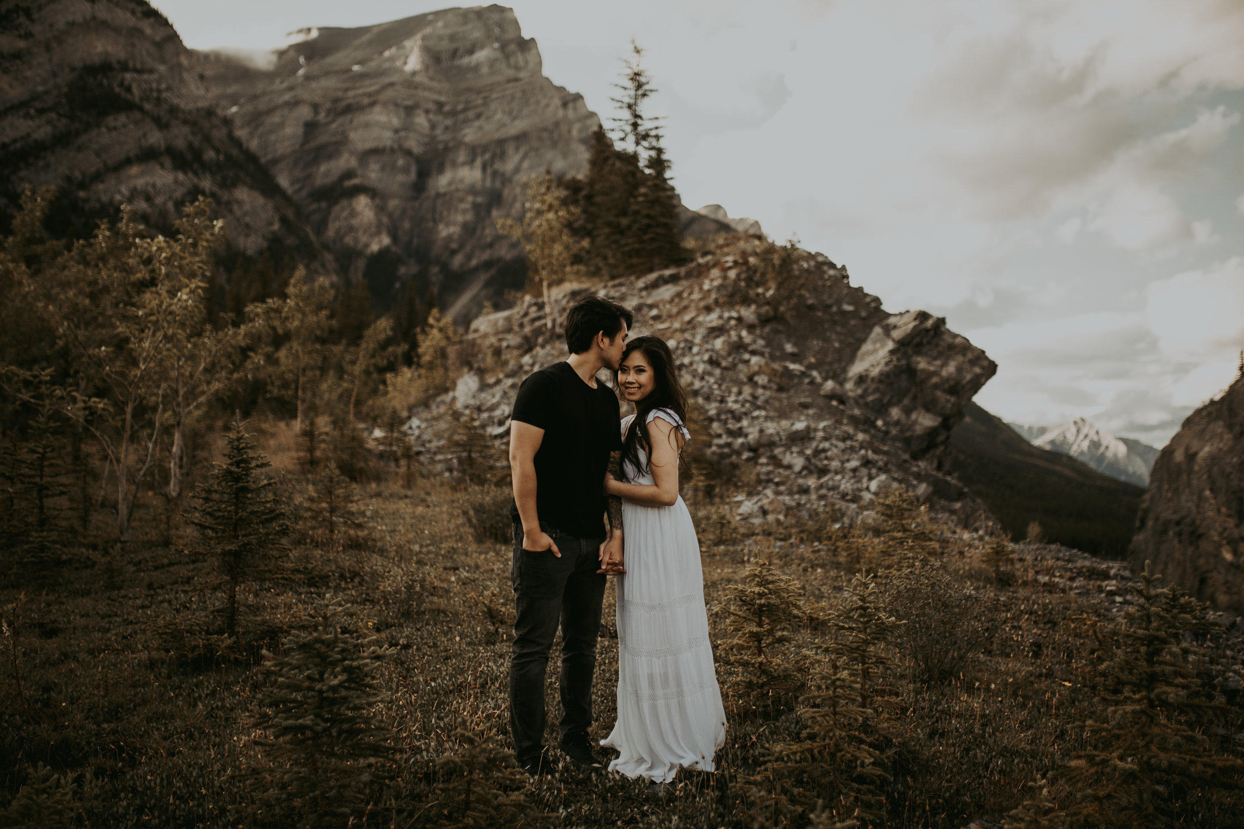 Banff Engagement session, Banff photographer, Banff elopement, Banff Photography, Italy Elopement. Engagement session inspiration