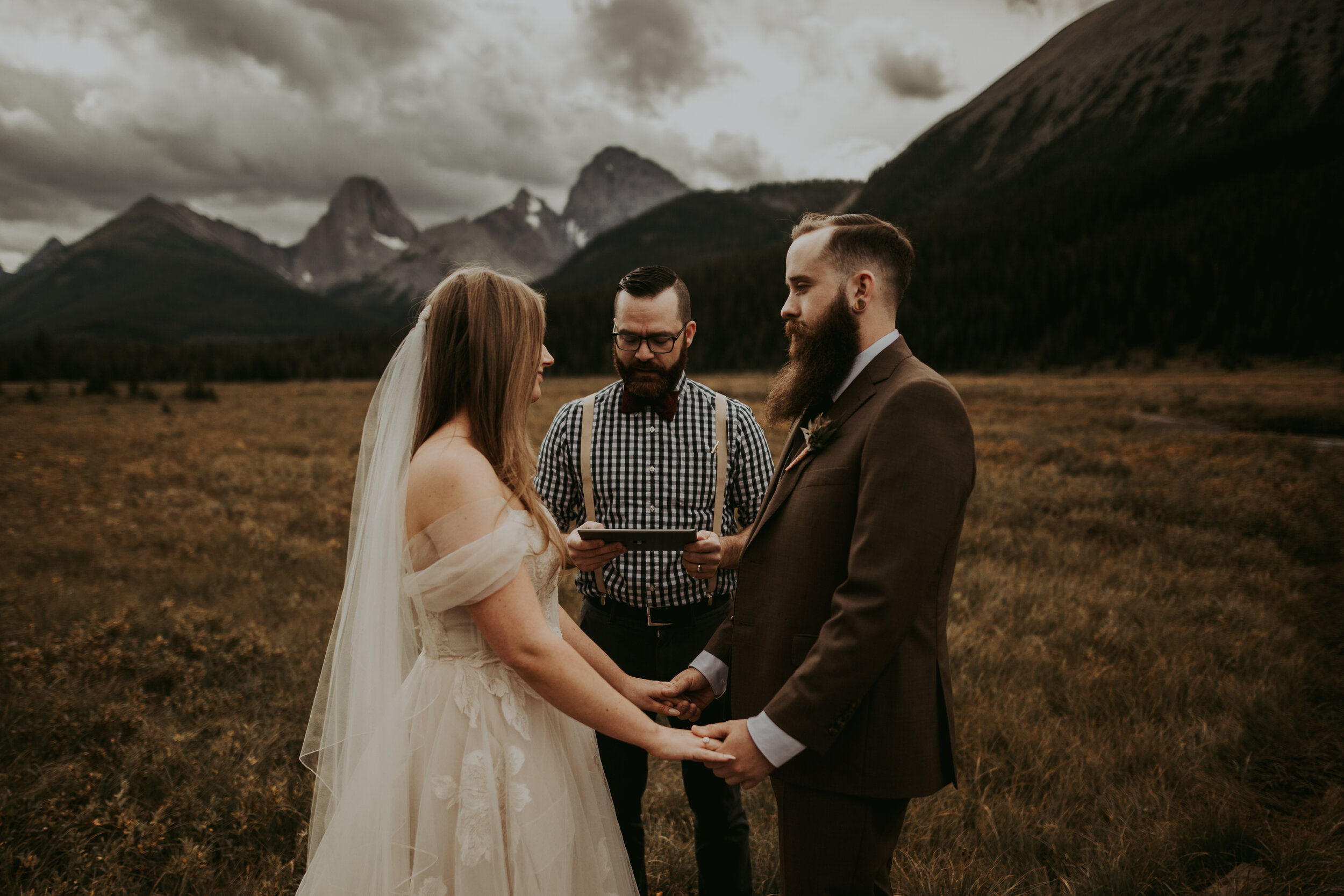 Banff Engagement session, Banff photographer, Banff elopement, Banff Photography, Banff Photographer, Banff Elopement Photography