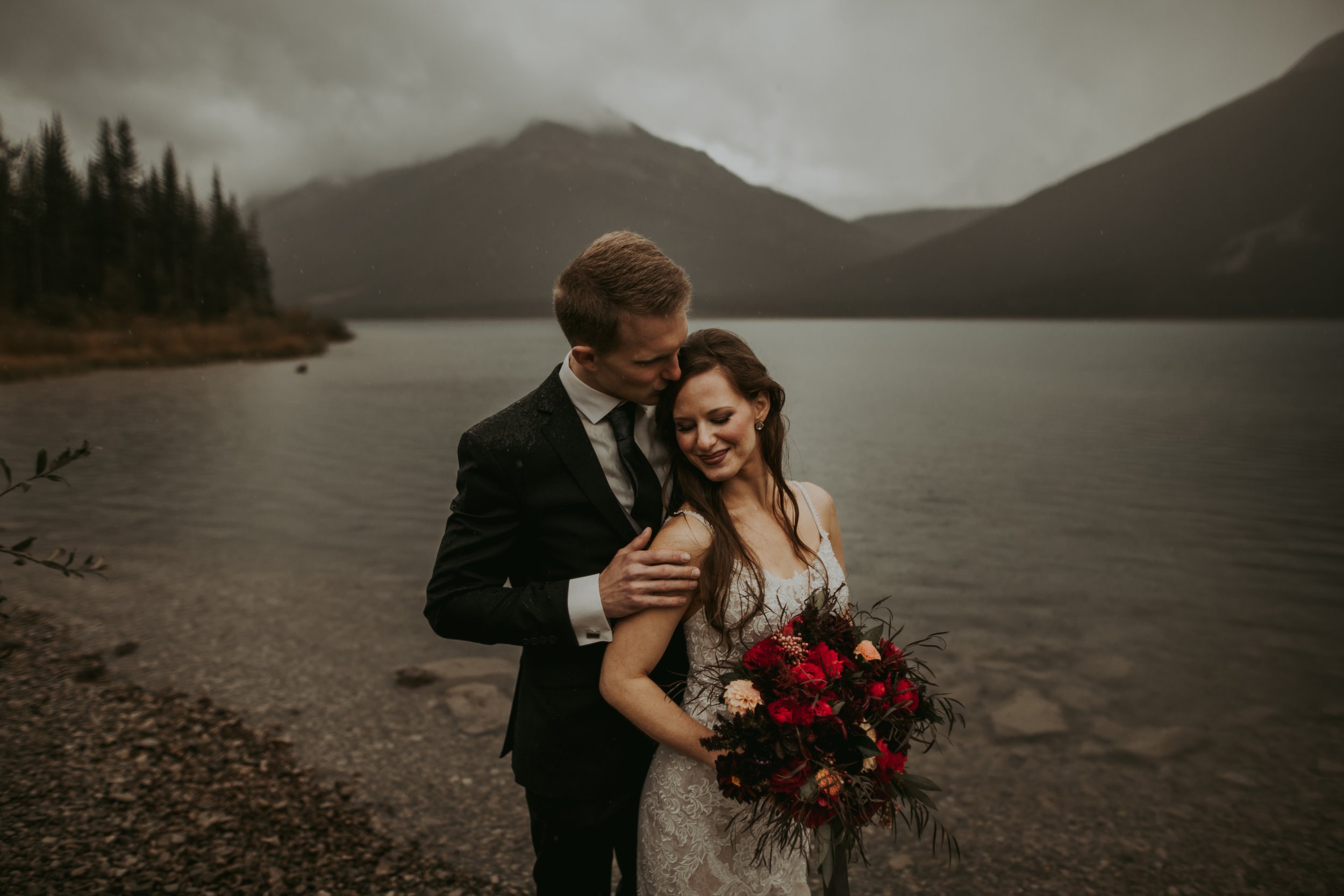 Intimate calgary Elopement, Intimate vancouver elopement