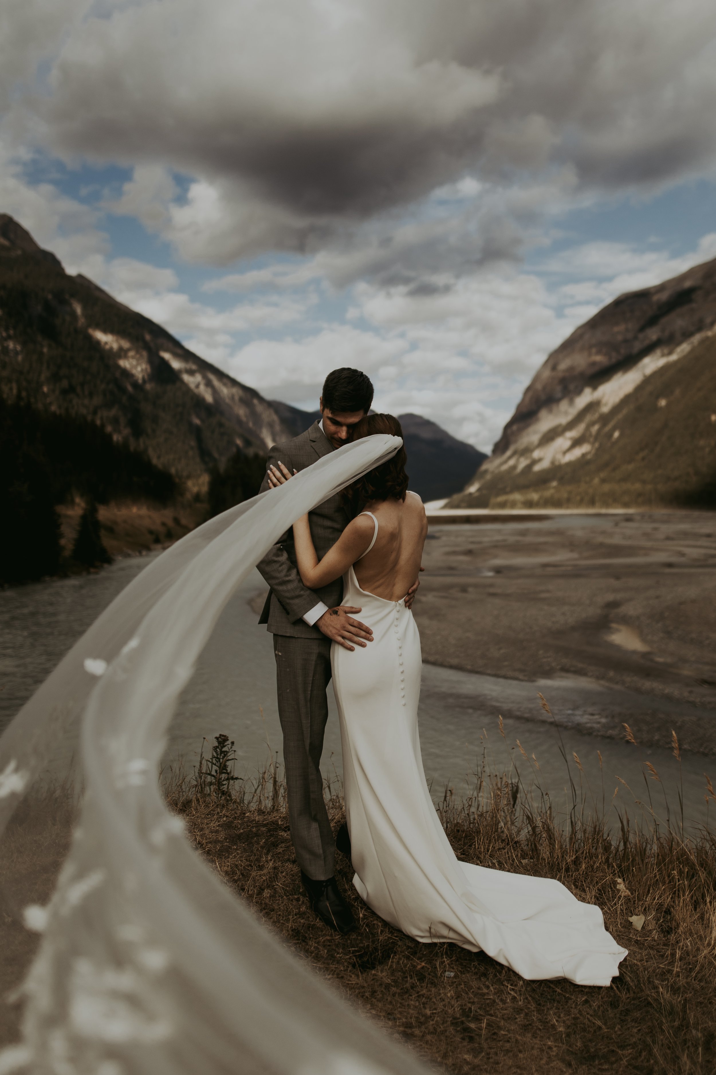 Elope in Banff, Canmore Elopement, Canmore photographer