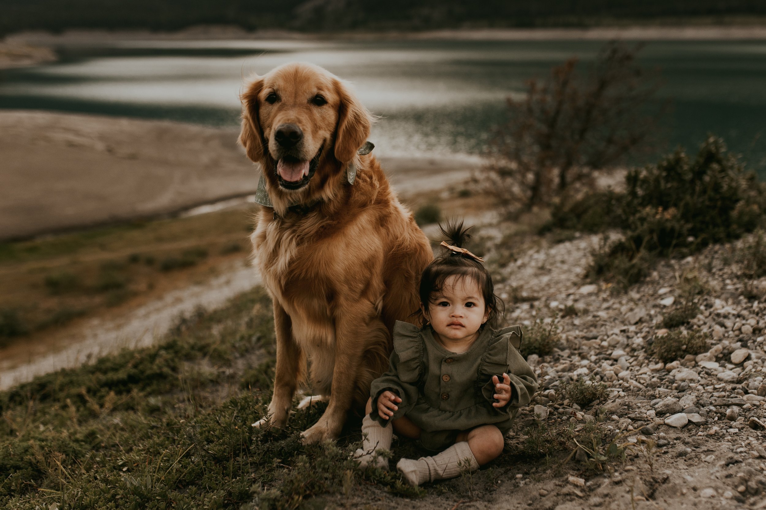 Calgary Family photos, family photos in Banff, Banff family photos, family photographer calgary-8.jpg