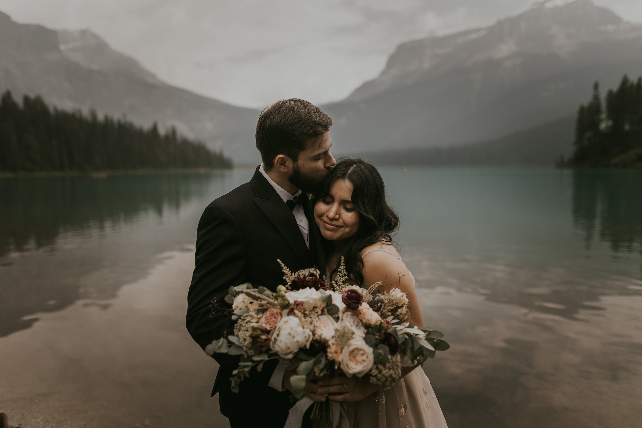 Banff elopmeent, emerald lake wedding, emerald lake lodge, bc elopmeent, kelowna elopement, kelowna wedding, banff wedding photographer, canmore elopement