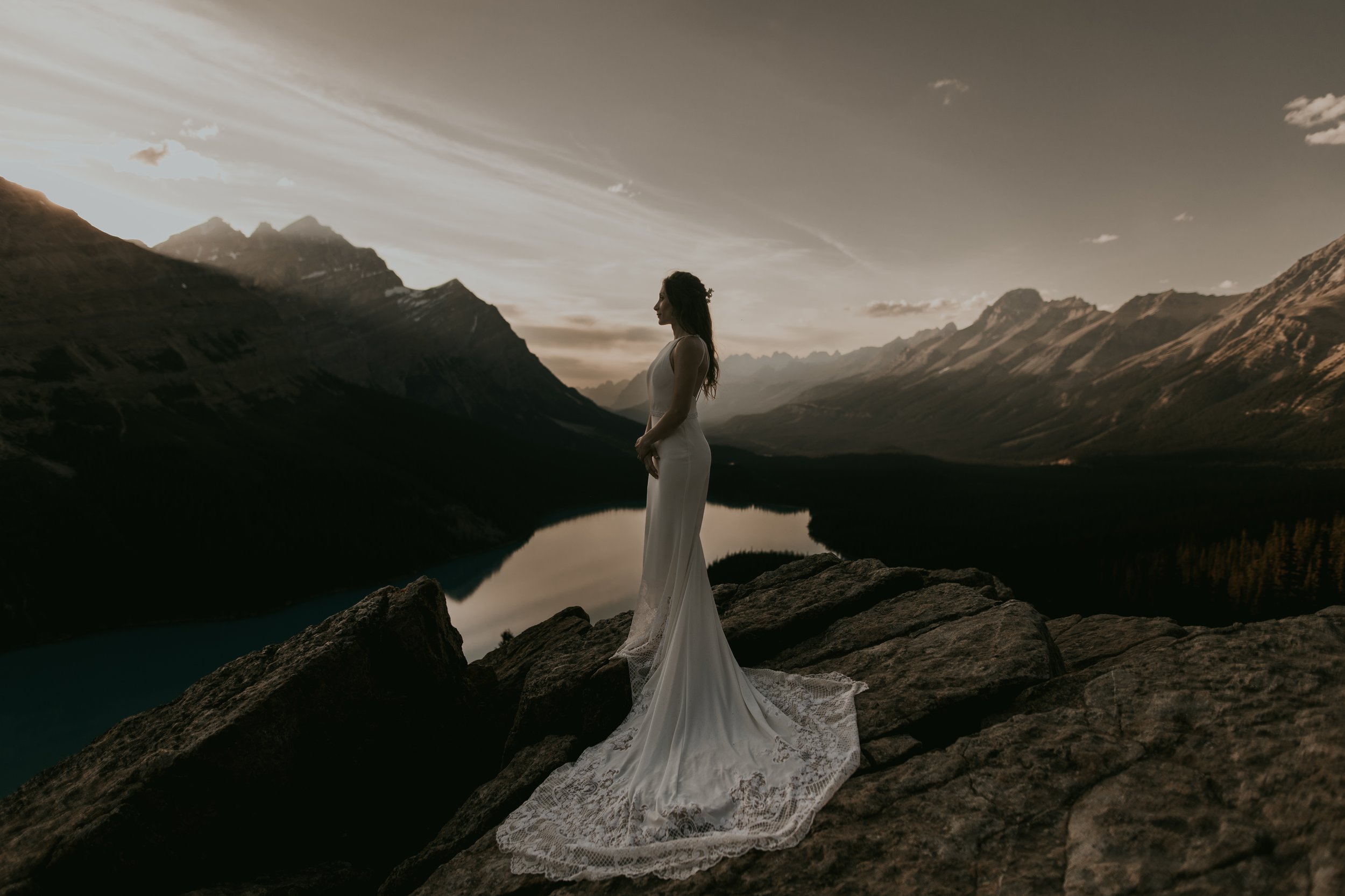 How to plan your dream Peyto Lake Canada Elopement