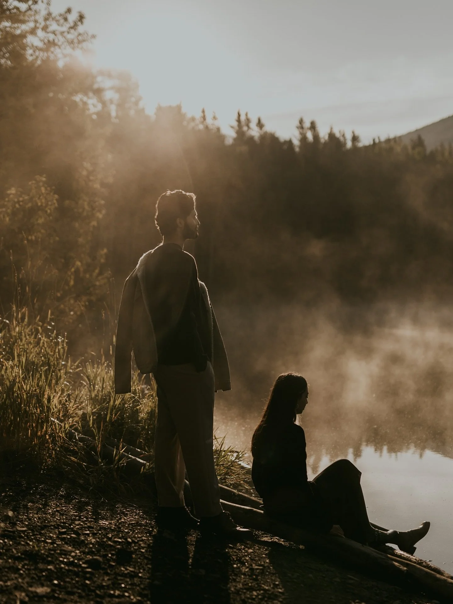 These two share my love for moody, filmy, artsy and creative artwork. Goodness was this a fun sunrise session! ❤️

#banffphotographer #banffelopementphotographer #banffproposal #banffcouplesphotographer