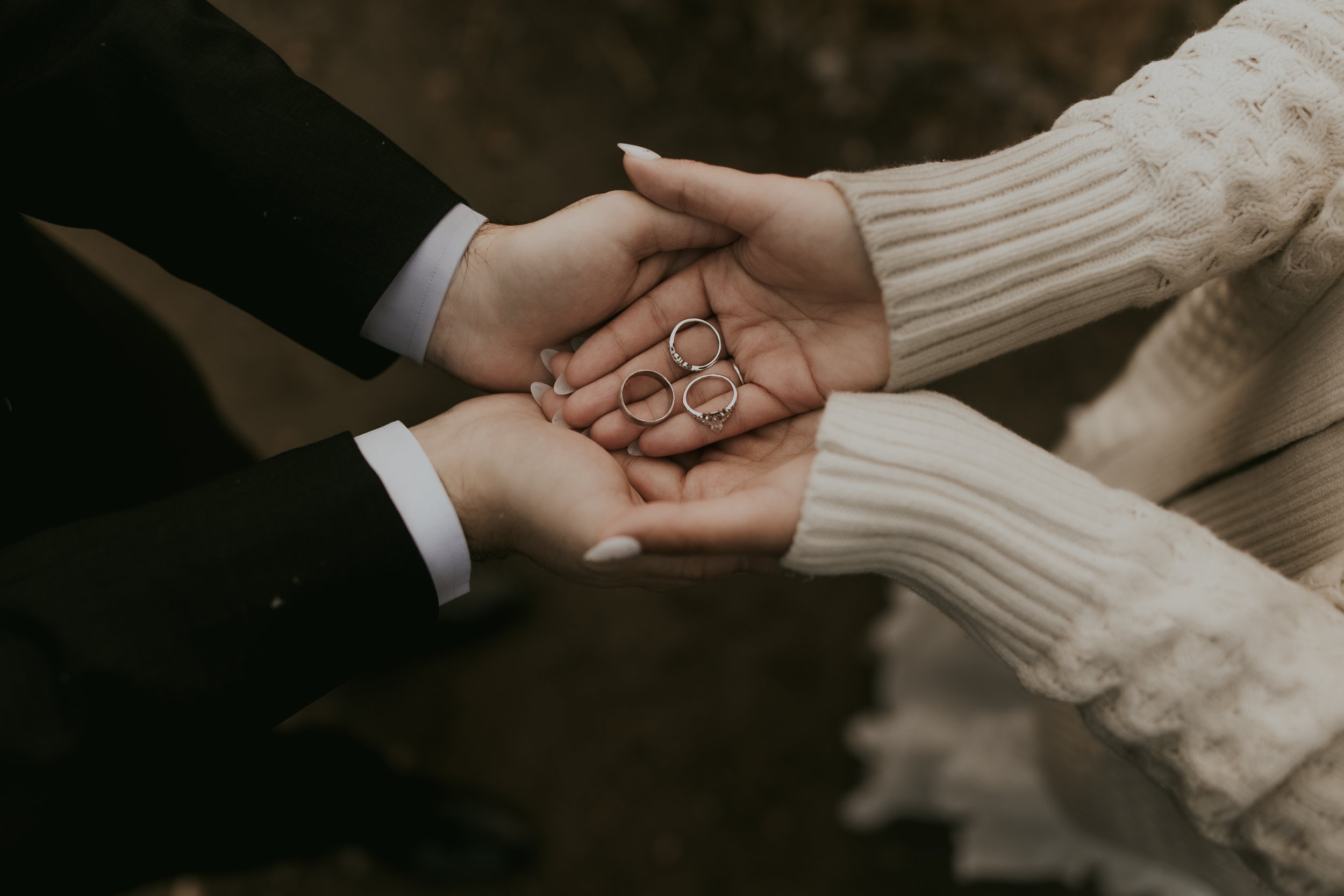 Banff Springs Hotel Winter Wedding-10.jpg