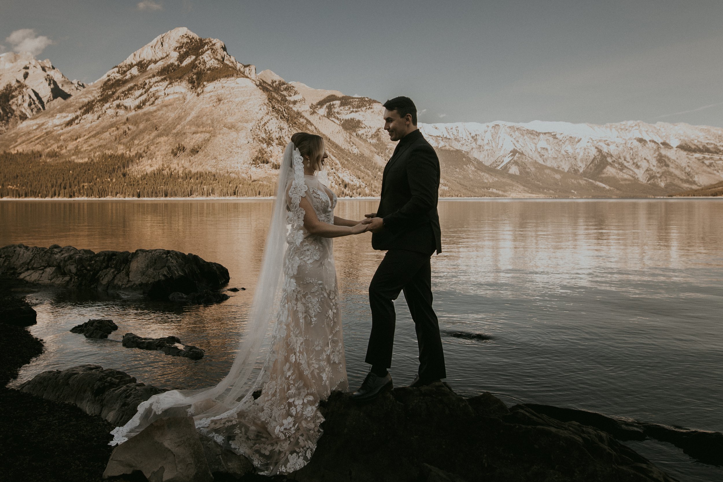 Banff Wedding, Banff wedding photos, Banff wedding photography costs, elopement packages in Banff, banff wedding photo packages, Wedding photos in Banff-271.jpg