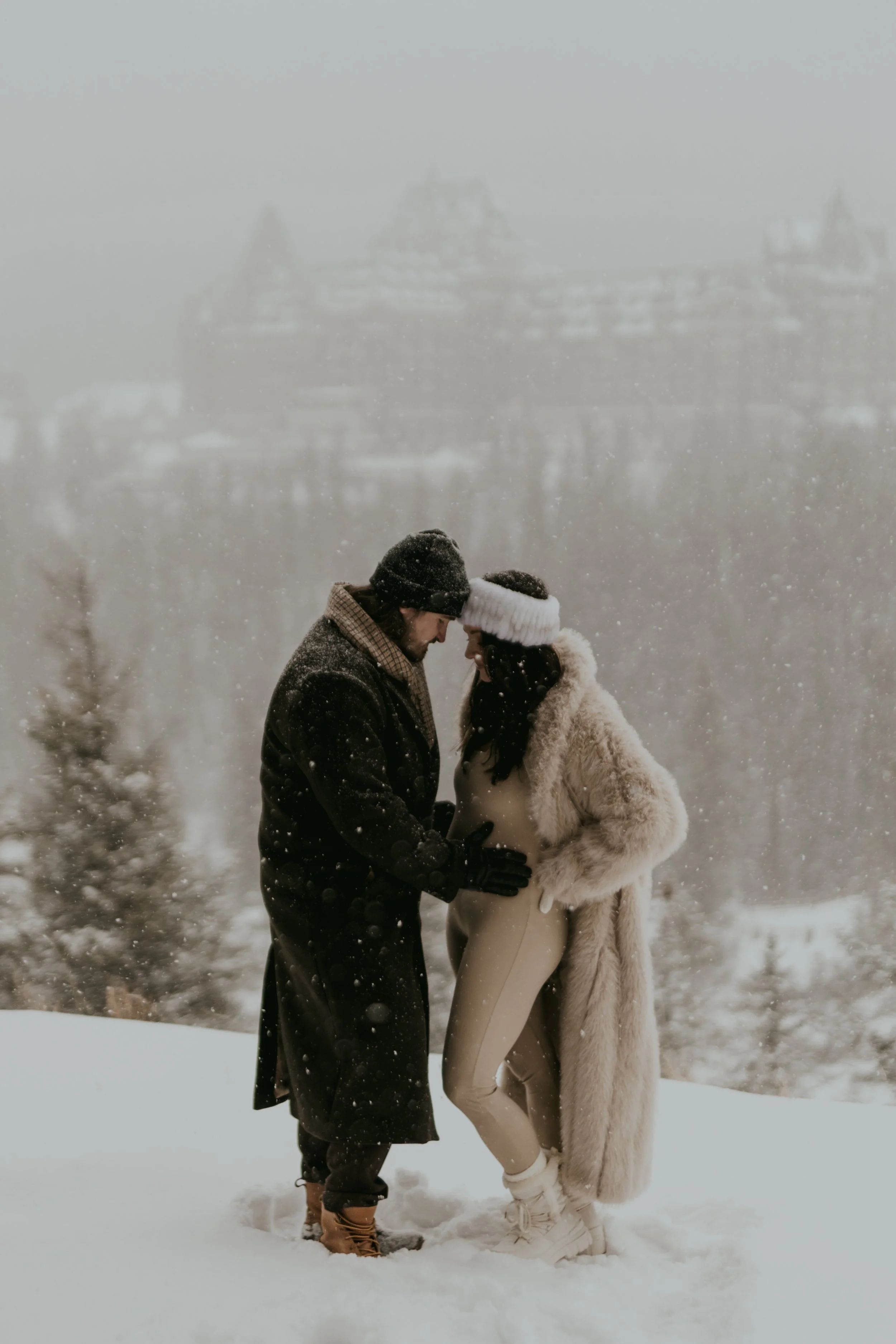 Calgary and Banff Maternity Photographer
