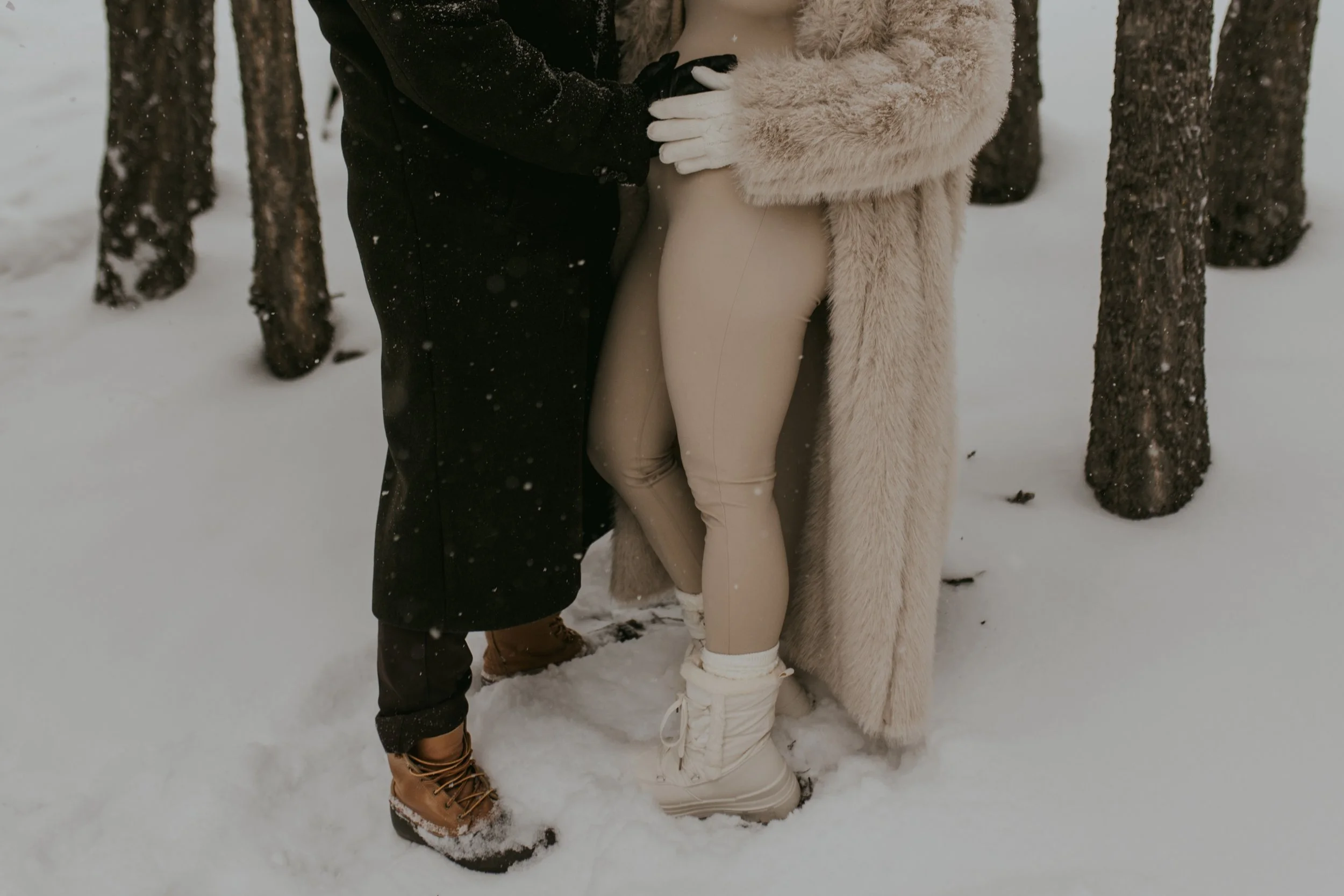 Calgary and Banff Maternity Photographer-88.jpg