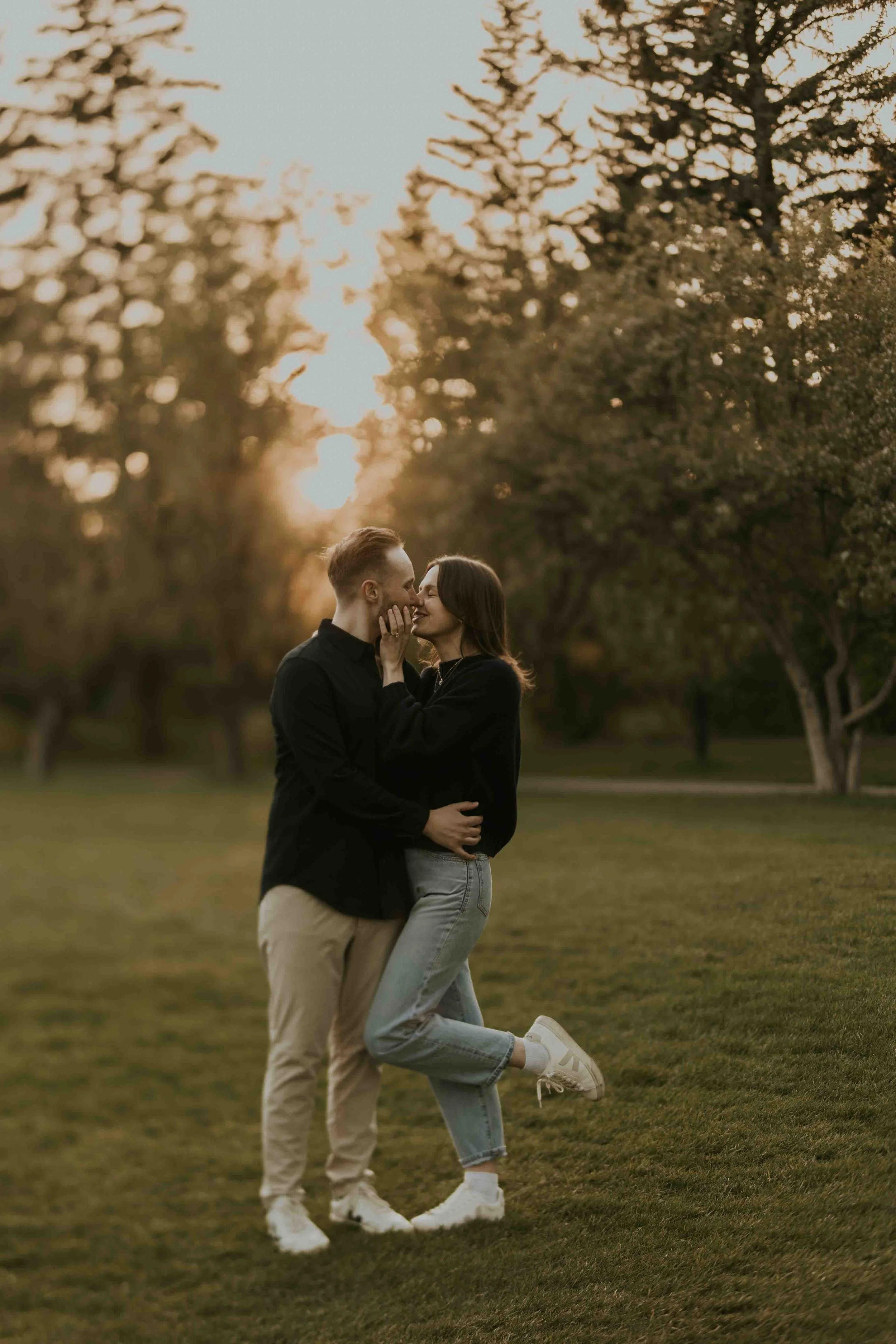 Calgary proposal photos with the best locations-13.jpg