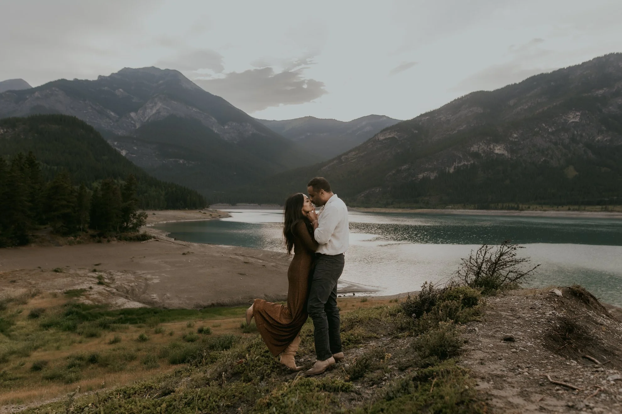 Banff Engagement Photos-10.jpg