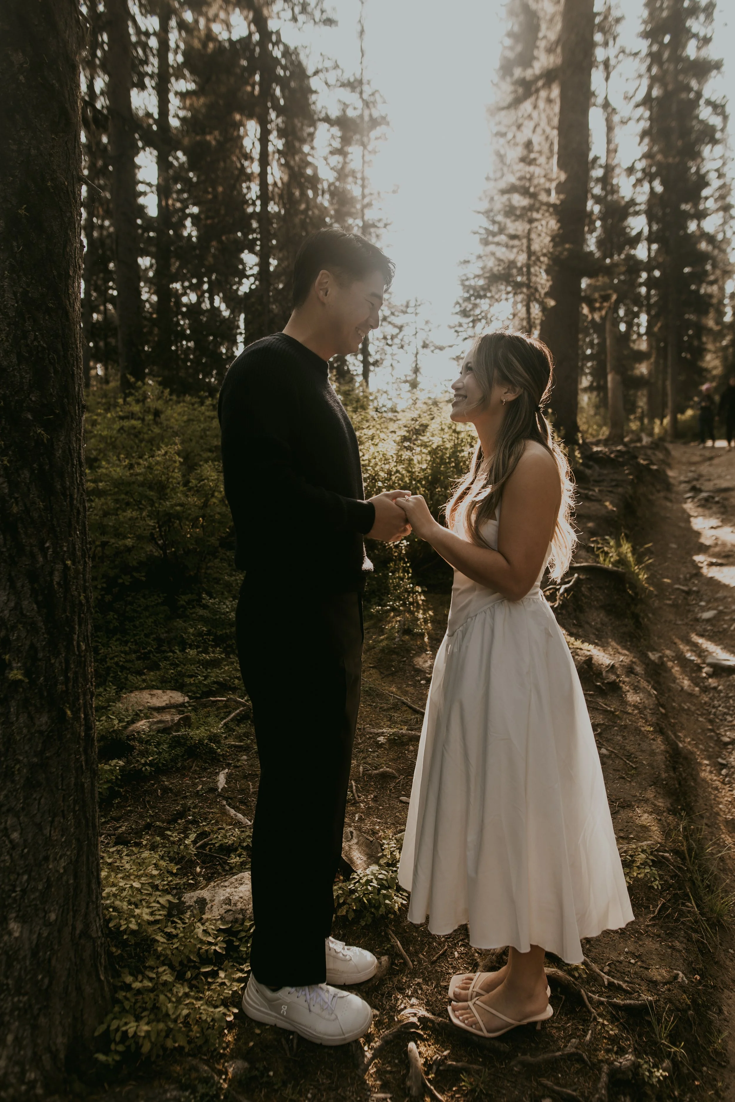 Calgary Fall Engagement Photos | Ayla Love Photography