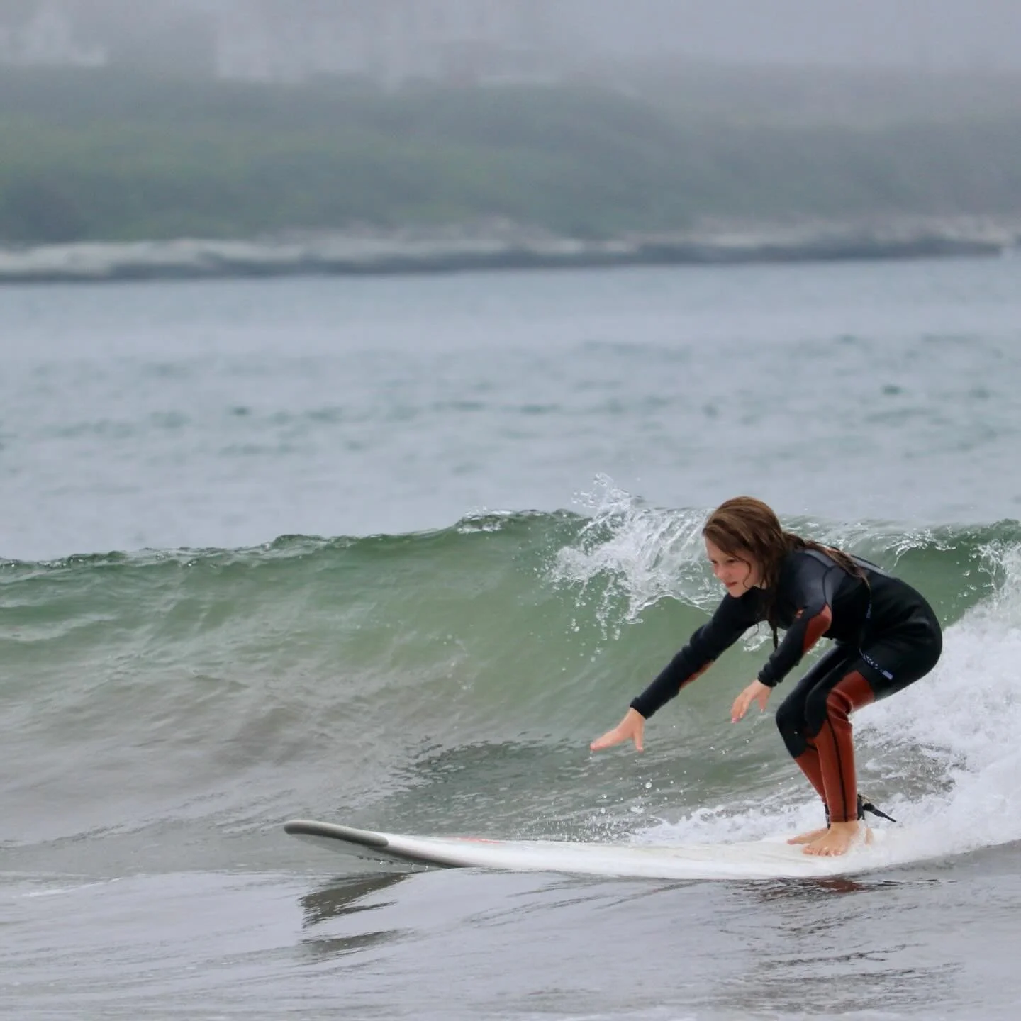 Smiles, wipeouts, and wave after wave 🌊 Last week&rsquo;s Youth Surf Camp brought all the stoke&mdash;even with a little rain in the mix. These groms showed up and made it a week to remember 🏄&zwj;♂️☀️