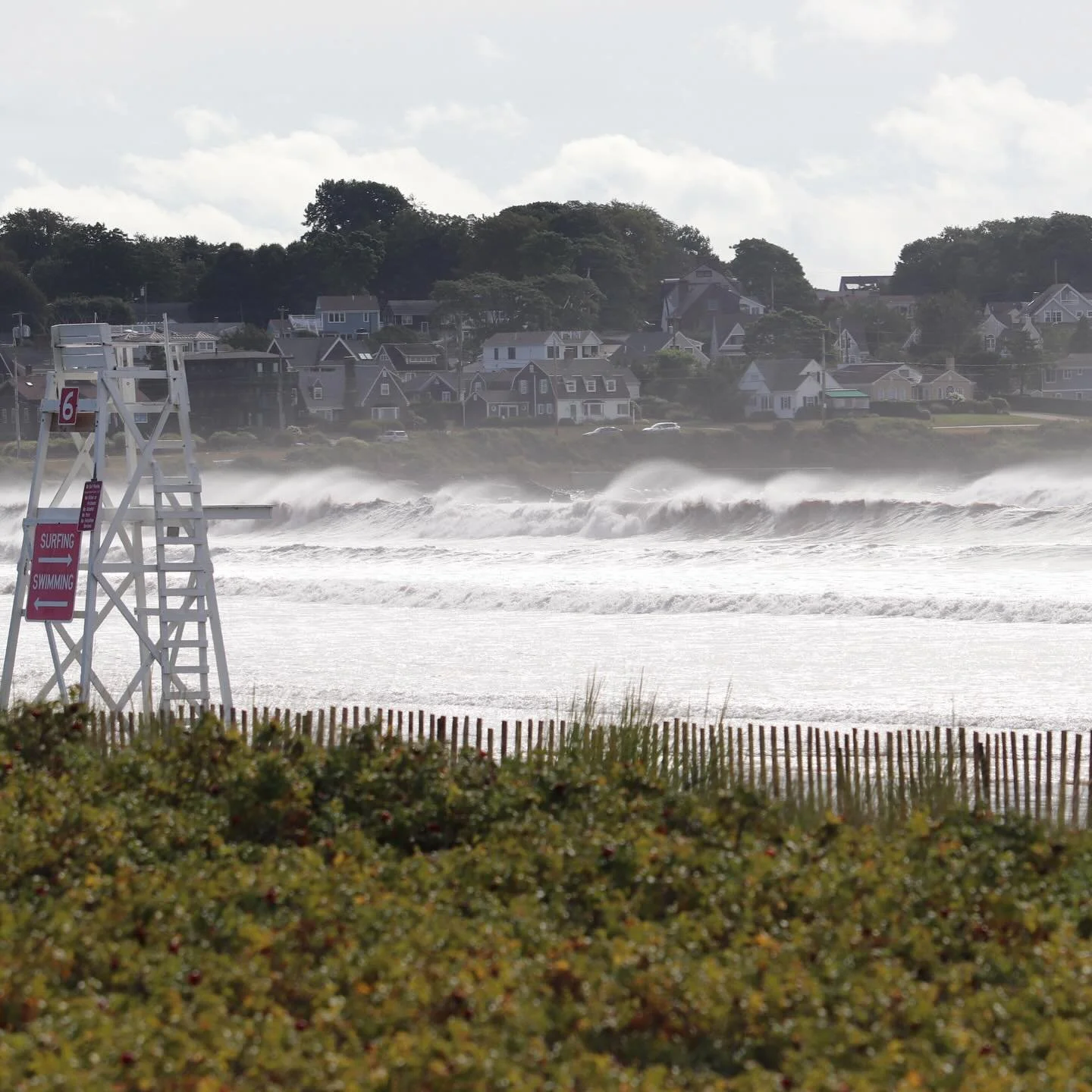 🌊 No surf camp, lessons or rentals today while Hurricane Erin stirs things up &mdash; but we&rsquo;ll be back tomorrow! 

In the meantime, drop your thoughts in Newport&rsquo;s Easton&rsquo;s Beach Resilient Future Survey 👉 www.CityofNewport.com/Fu