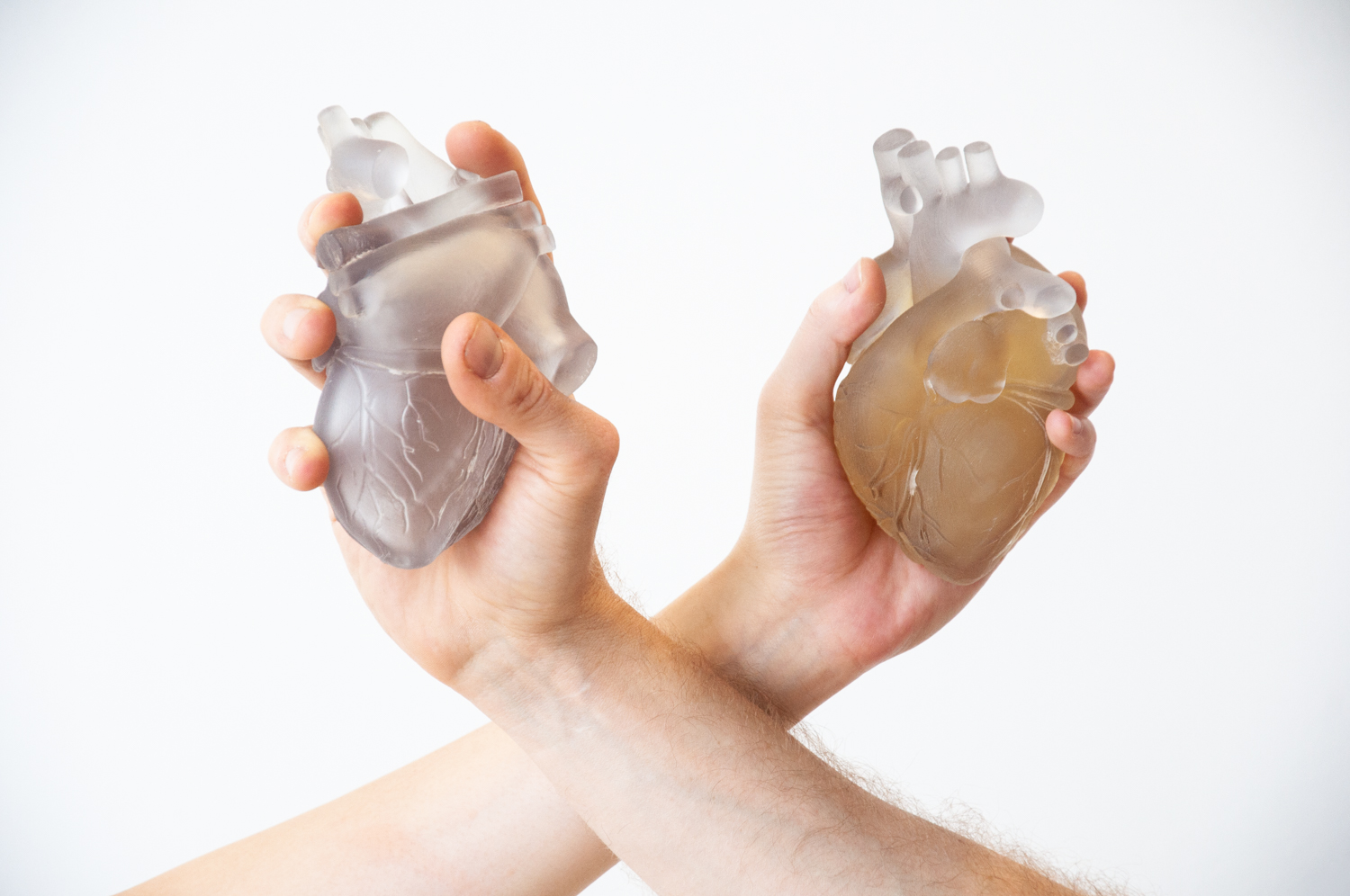 The device allows users to feel another person’s pulse in their own palm, opening up possibilities for interpersonal and group interactions.