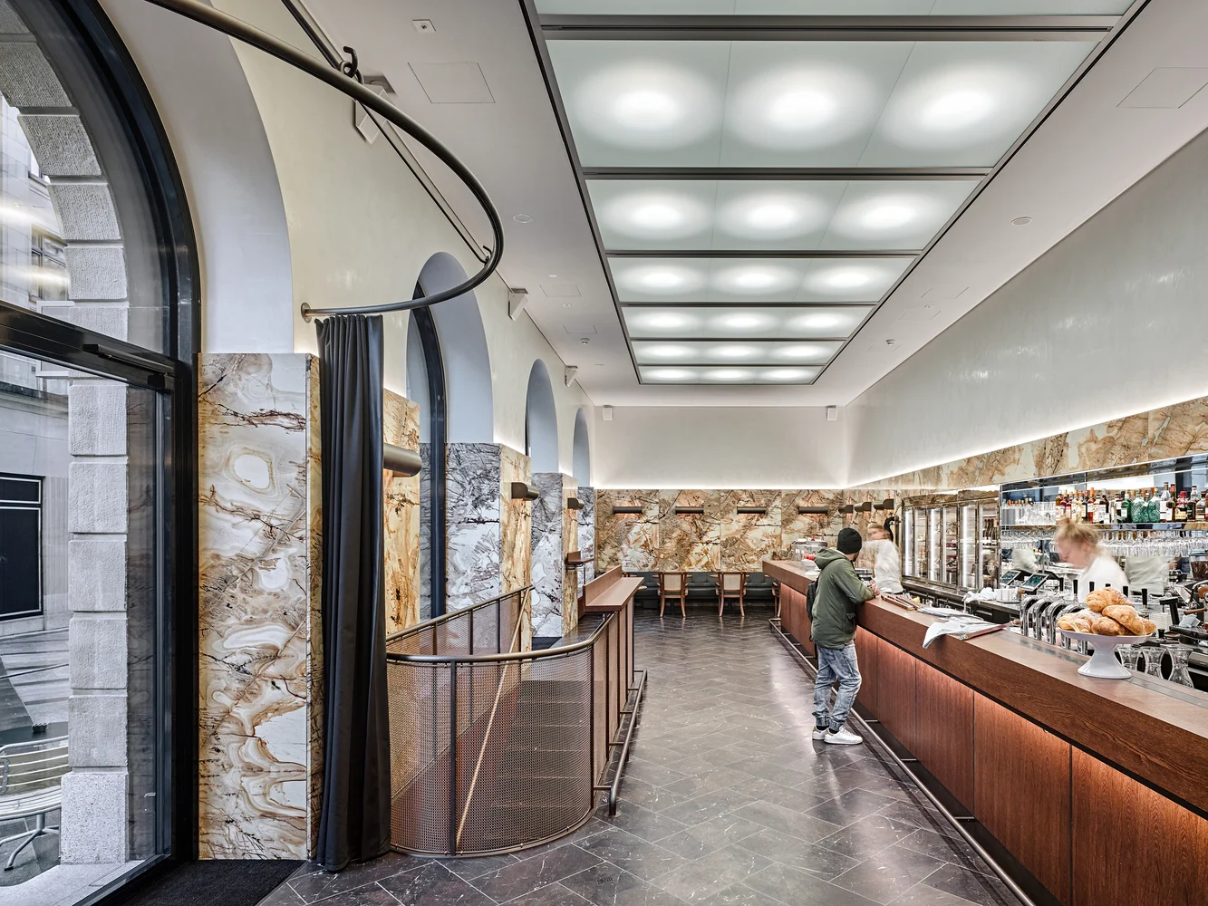 23_EM2N_Overall_Refurbishment_UBS_Headquarters_©UBS_3000px_web.jpg
