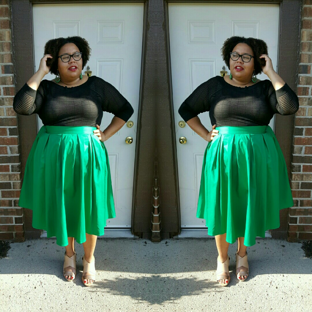  Doing a double take in this fab skirt!