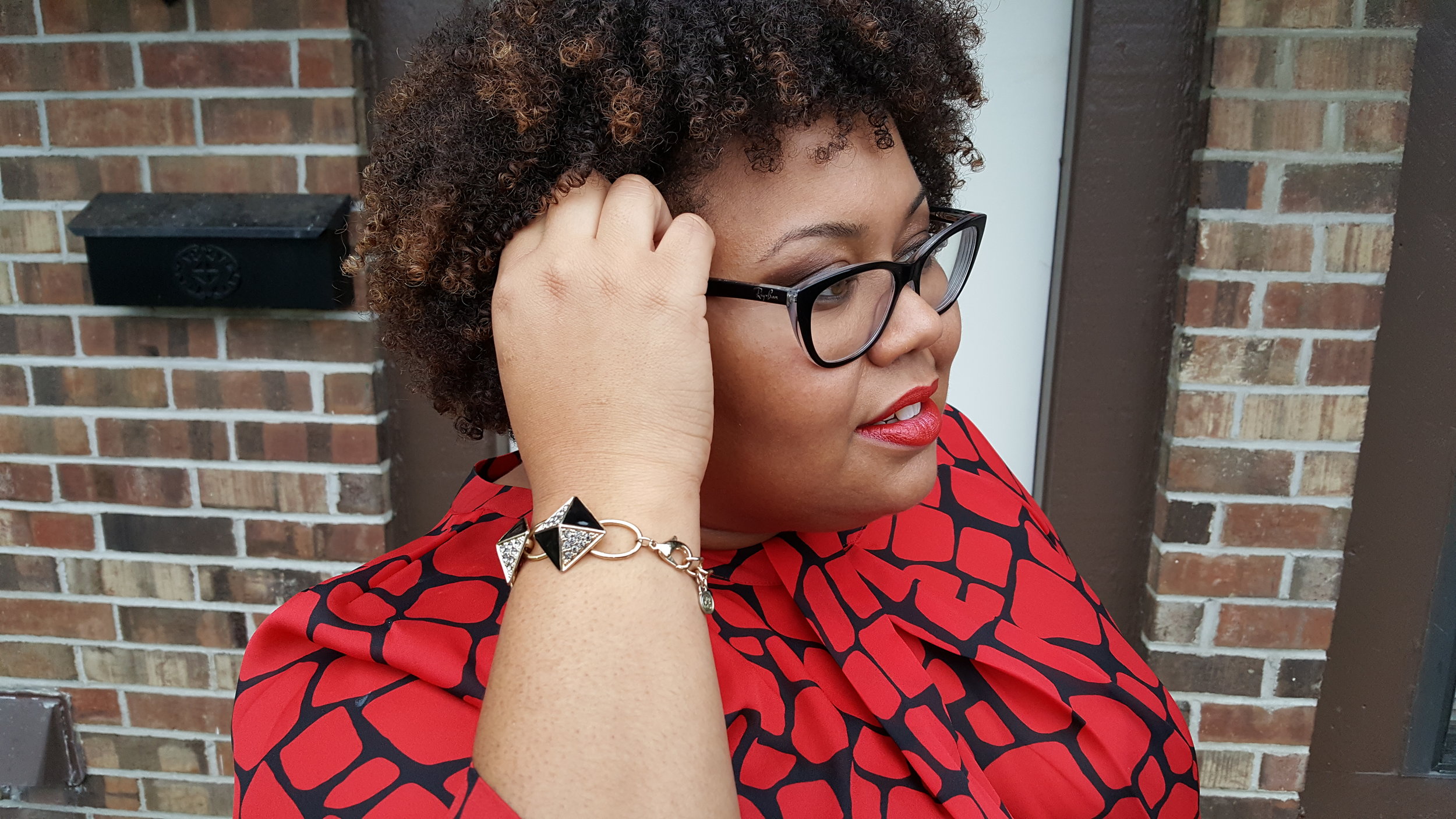I love to switch up my prints...and my hairstyles! Eclectic through and through!