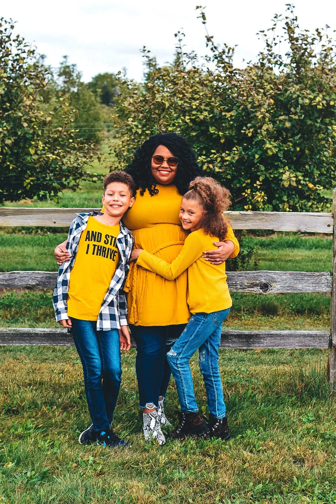 Themed Fall Family Photoshoot Outfits Inspiration