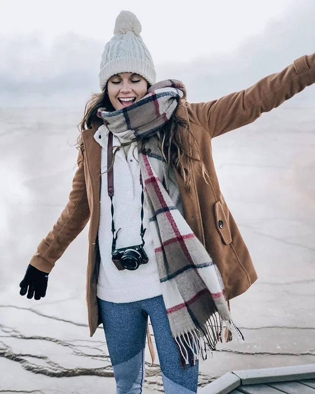 everything is frozen but we are happy happy happy! adding buffalo spotter to my rez :)) swipe to see some beauties 😍