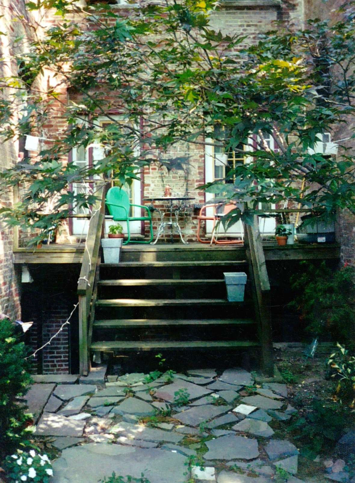 Residential Courtyard, Brooklyn, New York, 2018