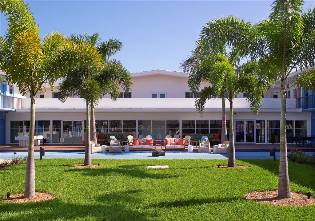 Postcard Inn Landscaping, St. Pete Beach, Florida, 2011