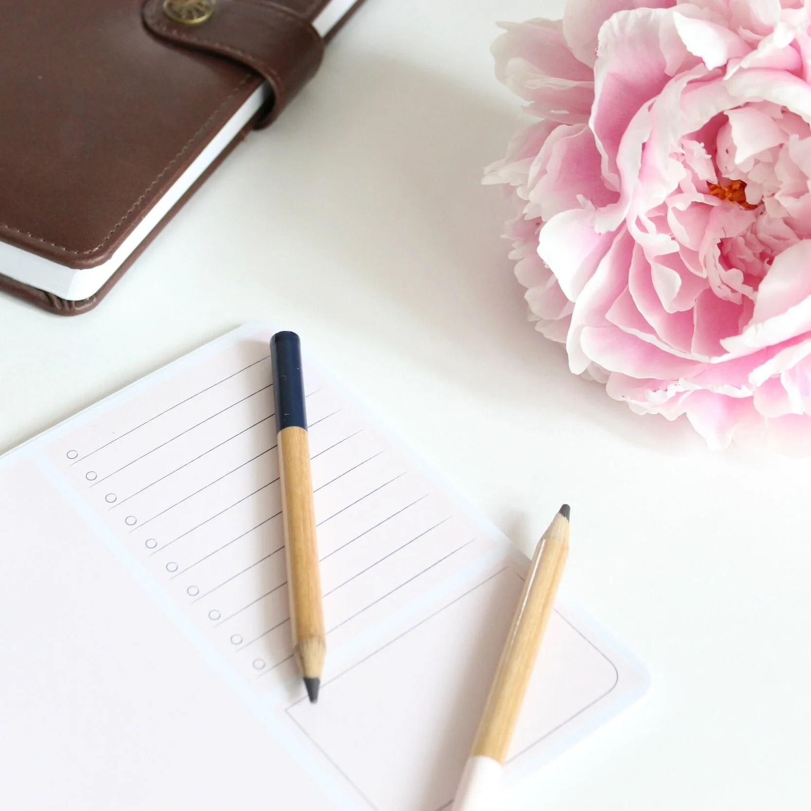 Device-Free Activities to Do During Your Free Time