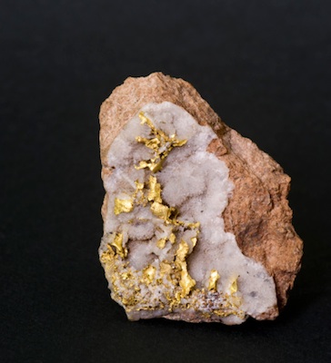 gold in quartz rock. ©Getty Images