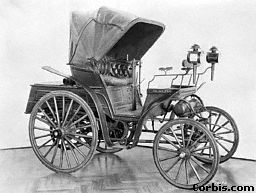 A later car by Benz 1891. Benz's four-wheeled car named the VELO was the first car built in large numbers