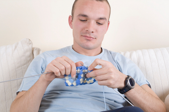 Many people enjoy knitting as a hobby. © Getty Images