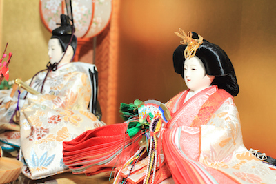 Emperor and Empress dolls