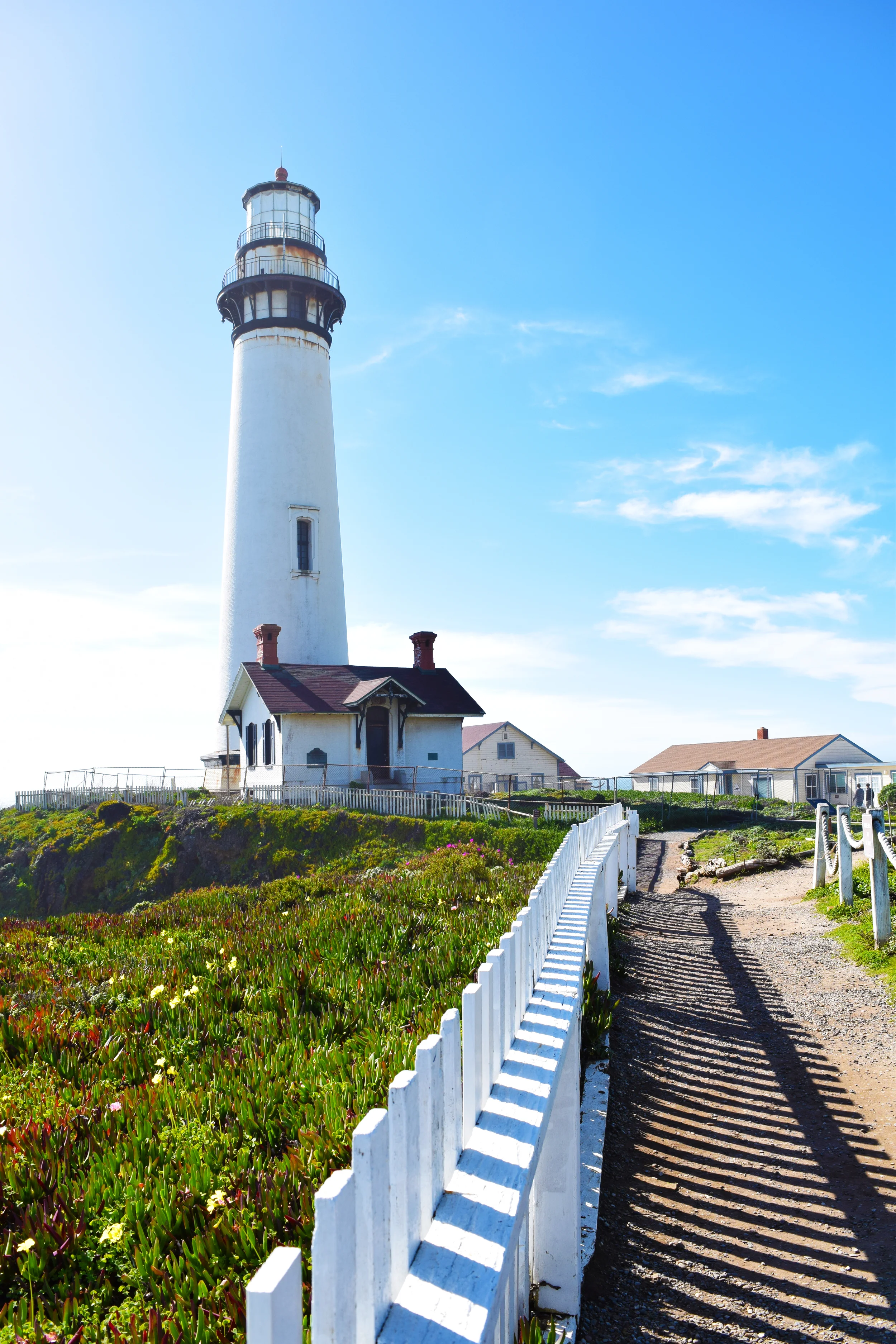 Lighthouse1.jpg