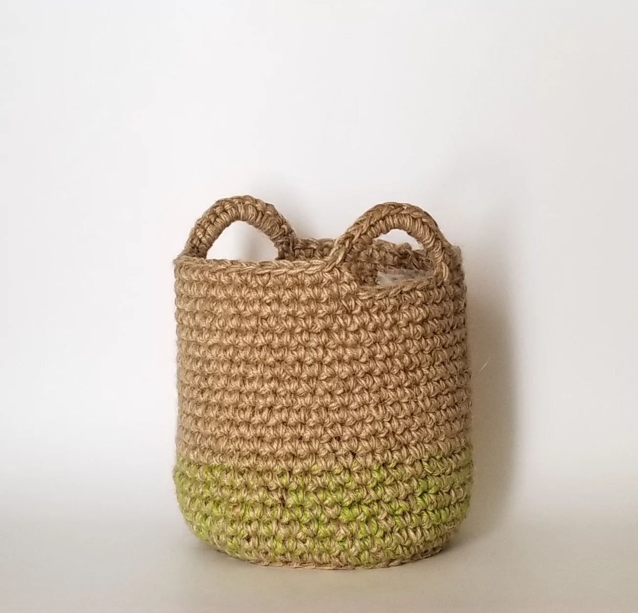 LKLYDesigns - Large Green w Handles ii.jpg