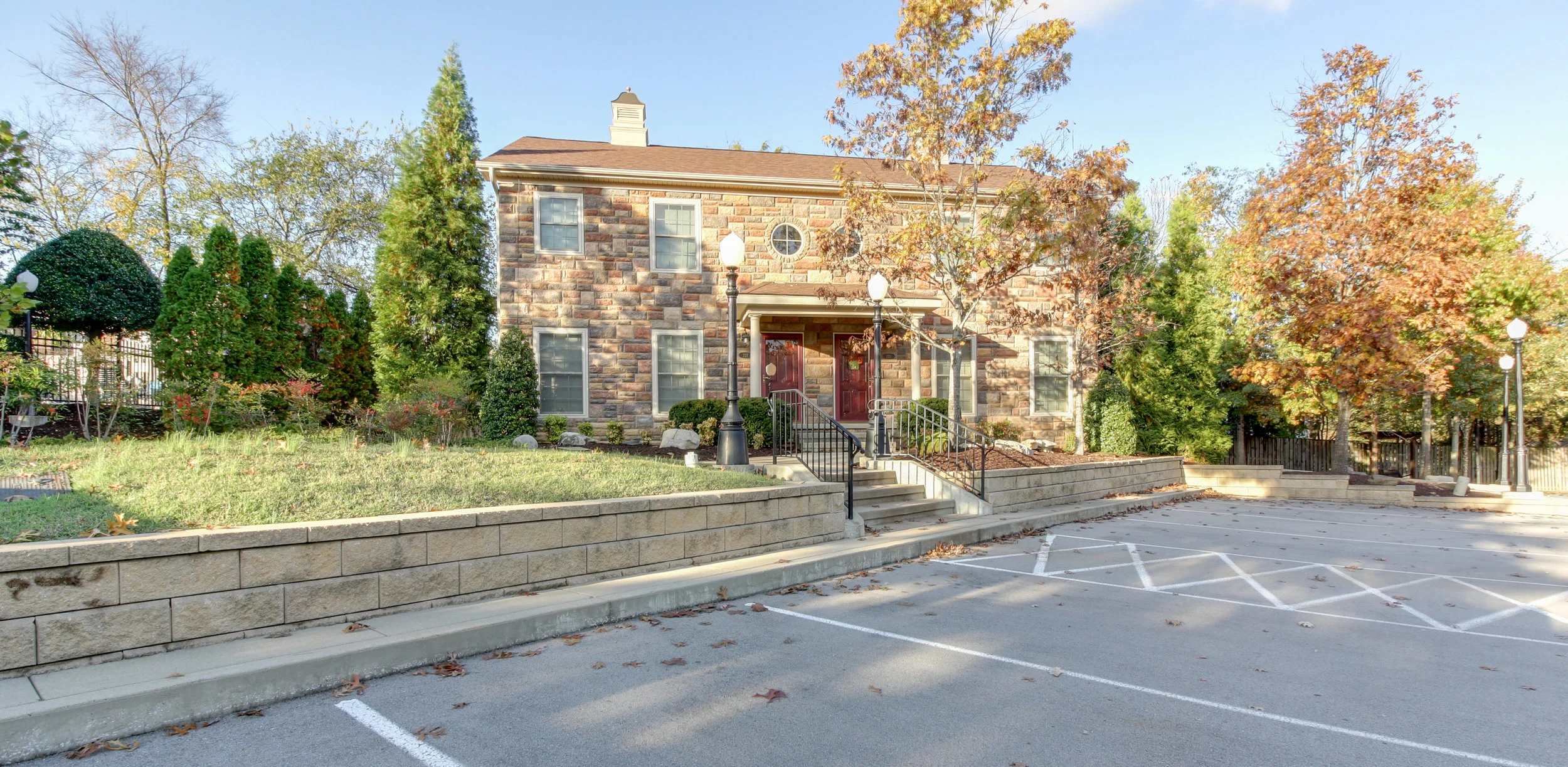 DAVENPORT CONDOMINIUMS