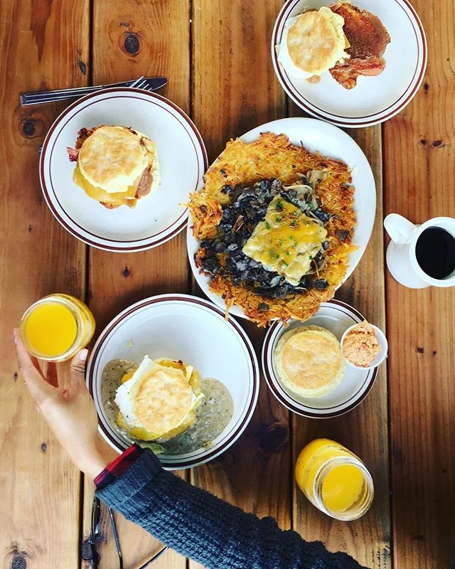 Line up: The Reggie Deluxe, The Chatfield, Hash Ups, #stumptowncoffee &amp; OJ ✌🏼